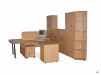 Цялостен интериорен дизайн за работни кабинети за офис